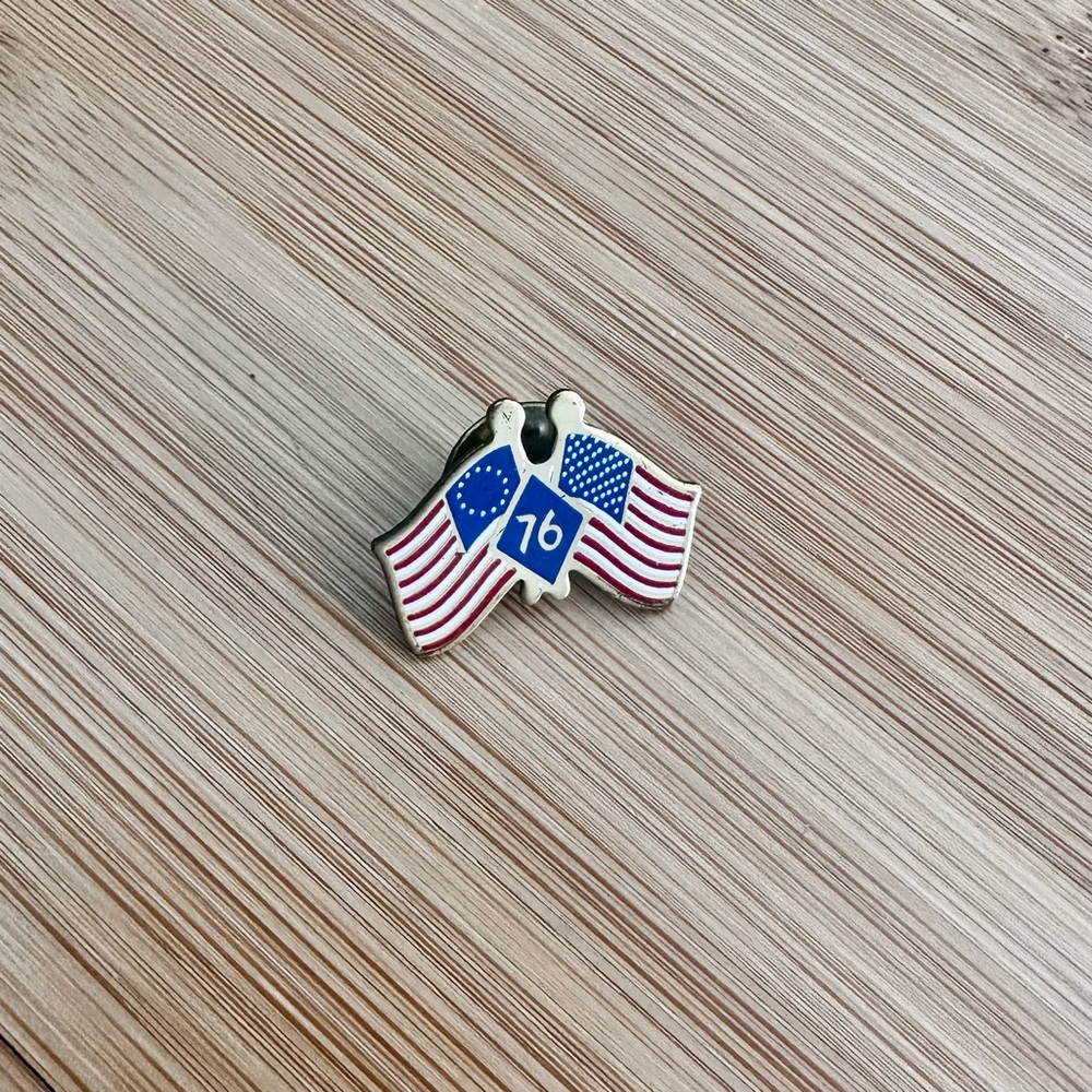 VINTAGE Spirit of '76 BICENTENNIAL Dual Flag